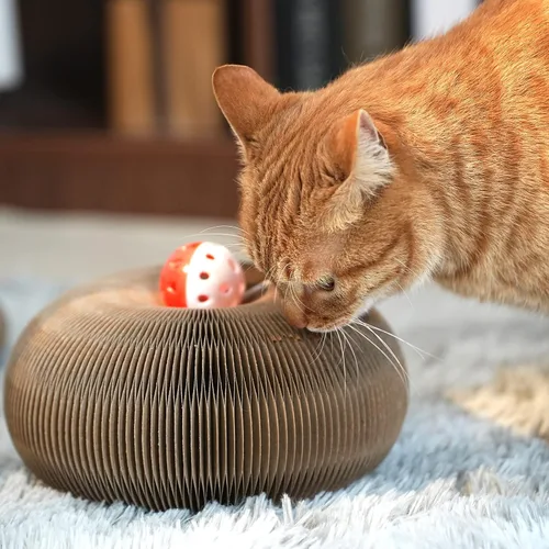 Vista 7 de SENCONE Organlada - Rascador de cartón para gatos con bola de campana, almohadilla plegable para rascar gatos, un juguete mágico para gatos