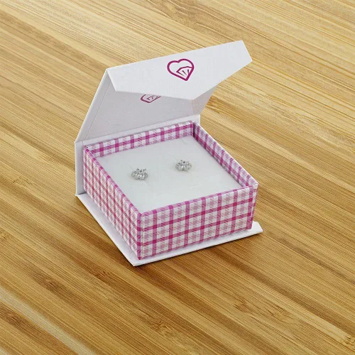 Vista 5 de Aretes de seguridad chapados en rodio con circonita cúbica, para niños pequeños y niñas jóvenes, de 0.197in, delicados y brillantes aretes florales