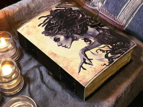 Vista 8 de Libro de hechizos en blanco de sombras con diario de cuero hecho a mano grimorio con 200 hechos a mano con papel de borde Deckle para regalos de 7 x