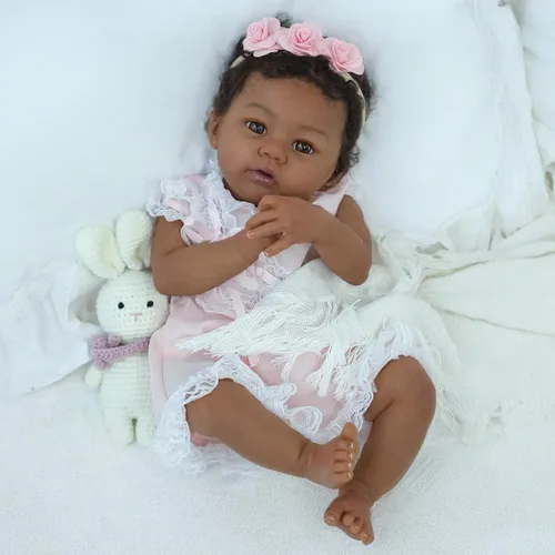 Vista 4 de KSBD Reborn Baby Doll Black Girl – Muñeca realista de 18 pulgadas afroamericana recién nacida hecha a mano con cuerpo suave y peso real y accesorios