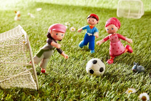 Vista 6 de Haba Little Friends Lilli – 4" Bendy Chica Muñeca Figura con rosa cabello