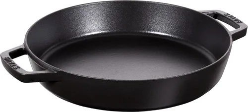 Vista 4 de Staub Sartén de hierro fundido de 13 pulgadas con doble asa - Cereza, fabricada en Francia
