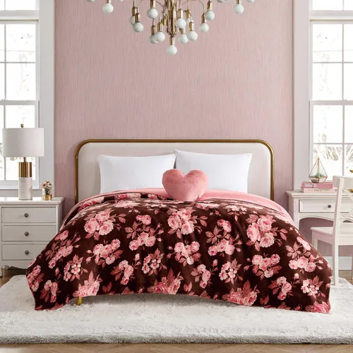 Vista 10 de Betsey Johnson Manta tamaño King, ropa de cama de felpa suave con acogedor reverso de sherpa, manta para sofá o cama, ligera para todas