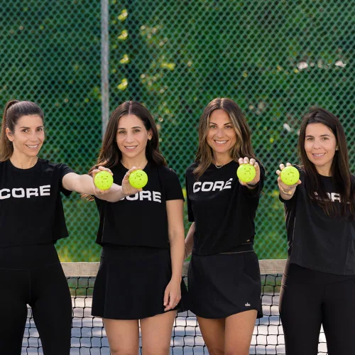 Vista 3 de CORE - Pelotas de pickleball resistentes a las grietas para exteriores, aprobadas por USAPA, para todos los niveles de juego, pelotas de pickleball