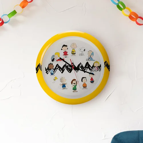 Vista 9 de Mark Feldstein Peanuts Zig Zag - Reloj de pared, color amarillo y negro