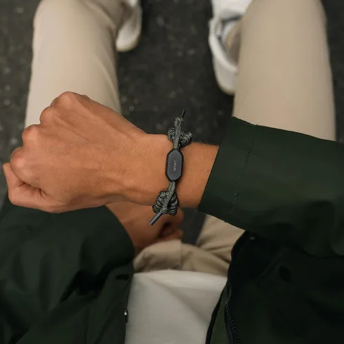 Vista 5 de MVMT Pulsera tejida para hombre