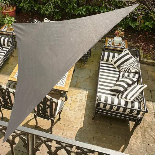Vista 2 de BACKYARD EXPRESSIONS PATIO · HOME · GARDEN Toldo triangular de 10 x 10 x 10 pies, toldo resistente a la intemperie con bloqueo UV Patio trasero