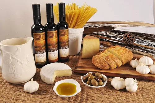 Vista 4 de Castillo de Piñar Aceite de Oliva Virgen Extra 8.5 fl oz PICUAL UNA VARIEDAD NO OGM