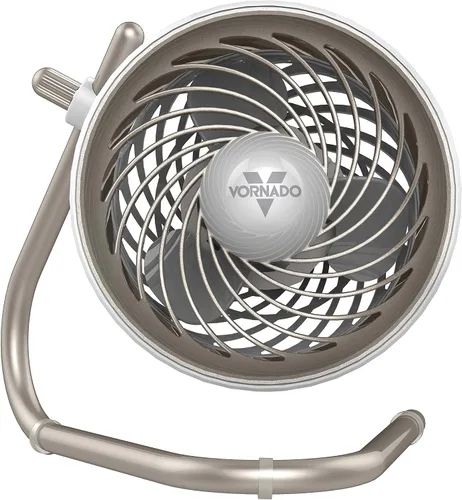Vista 6 de Vornado Pivot - Ventilador de circulación de aire personal, 6 pulgadas, ventilador de viaje portátil silencioso, 3 velocidades, champán