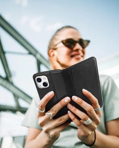 Vista 8 de TUCCH - Funda tipo cartera con 3 ranuras para tarjetas para iPhone 13 (6.1") 2021, color negro Soporte de visión, carcasa de TPU a prueba