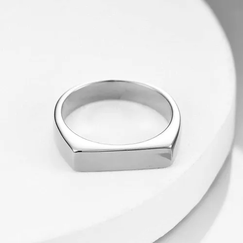 Vista 6 de MYNENEY Anillo de compromiso de boda liso clásico con forma cuadrada de acero inoxidable