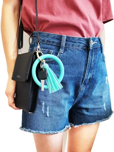 Vista 4 de Llavero pulsera AnnabelZ redonda, con fleco de piel, llavero con forma de aro para mujer y chica