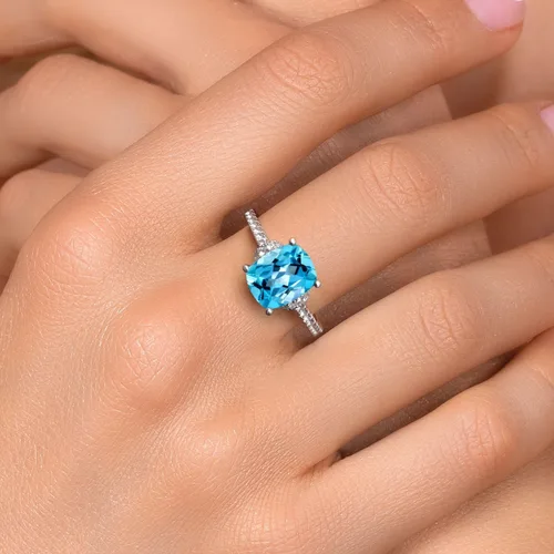 Vista 4 de Gem Stone King Anillo de compromiso de topacio azul suizo y zafiro blanco de 4.00 quilates para mujer, juego en plata de ley 925, corte cojín