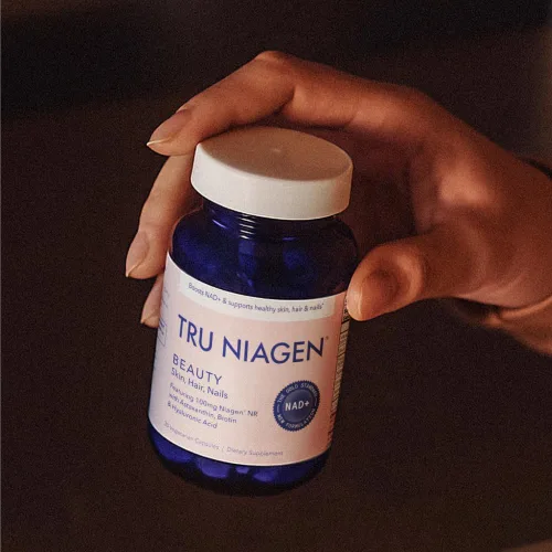 Vista 8 de TRU NIAGEN BEAUTY NAD+ para cabello, piel y uñas Contiene Niagen®, astaxantina, ácido hialurónico, biotina Apoya la elasticidad de la piel