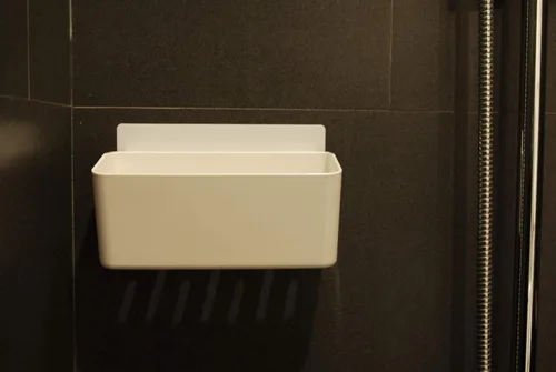 Vista 8 de Estante de baño, estante adhesivo para ducha, organizador de baño, sin taladro, cesta de ducha de plástico, estante de almacenamiento blanco