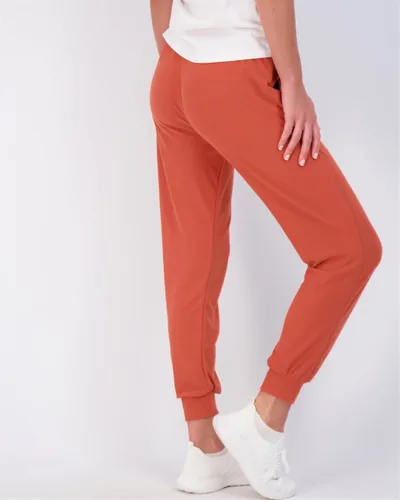 Vista 3 de Real Essentials - Pantalones, paquete de 3 unidades Real Essentials - Pantalones deportivos de yoga ultra suaves para mujer con bolsillos y cordón