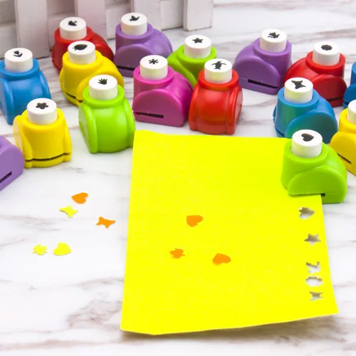 Vista 2 de LGEGE 10 piezas de papel perforador hecho a mano perforador de papel artesanía tarjeta Scrapbooking muchas formas grandes regalos para niños