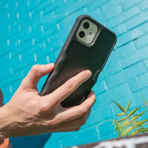 Vista 7 de Smartish Funda para iPhone 12 Pro Max Armor - Gripzilla [resistente + protectora] Funda de agarre delgada y resistente - Black Tie Affair