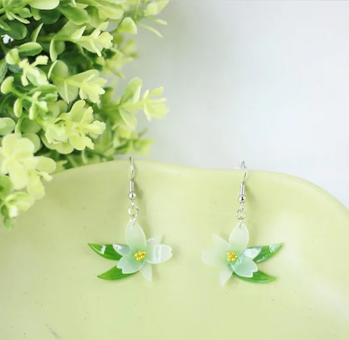 Vista 4 de Genshin Impact - Aretes colgantes de flores Cecilia de Venti accesorios de cosplay regalo coleccionable para jugadores y fanáticos del anime joyería