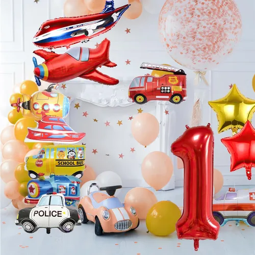 Vista 4 de 12 piezas de globos de aluminio con números de cumpleaños en forma de camión de transporte, avión, autobús escolar, camión de bomberos, coche