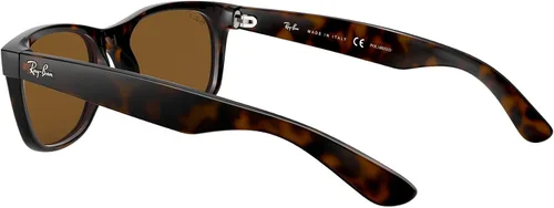 Vista 5 de Ray-Ban Rb2132 New Wayfarer Polarized Square Sunglasses