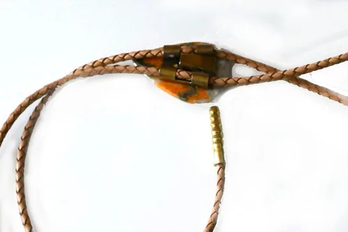 Vista 4 de Man's Triangular Bumble Bee Jasper Bolo Tie with Gold Metallic Cord and Gold-Plated Swirl Tips