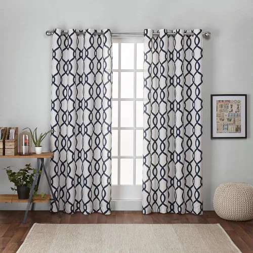 Vista 17 de Exclusivas cortinas de hogar Kochi con ojales en la parte superior del panel.