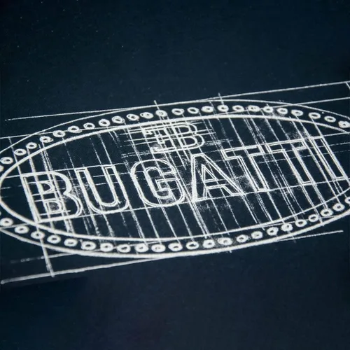 Vista 2 de Camiseta Bugatti Heritage Macaron Sketch