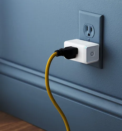 Vista 4 de Kasa Smart Plug - enchufe inteligente en miniatura de conexión WiFi fiable, no requiere concentrador, funciona con Alexa Echo y Google Assistant