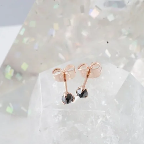 Vista 6 de HONEYCAT - Pendientes solitarios con punta de mineral de hierro pequeños joyería minimalista y delicada