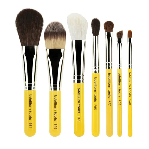 Vista 2 de Bdellium Tools Profesional Maquillaje Línea de Viaje Básico 7pc. Juego de cepillos con bolsa enrollable