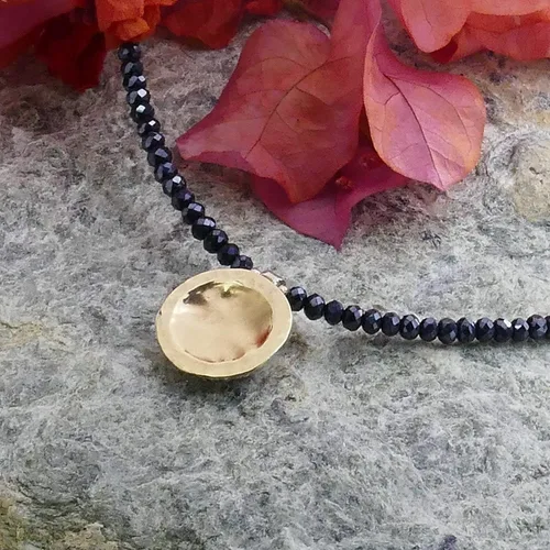 Vista 5 de Two Tone Solid 9k Yellow Gold 925 Sterling Silver and Black Crystal Stone Beaded Pendant Necklace