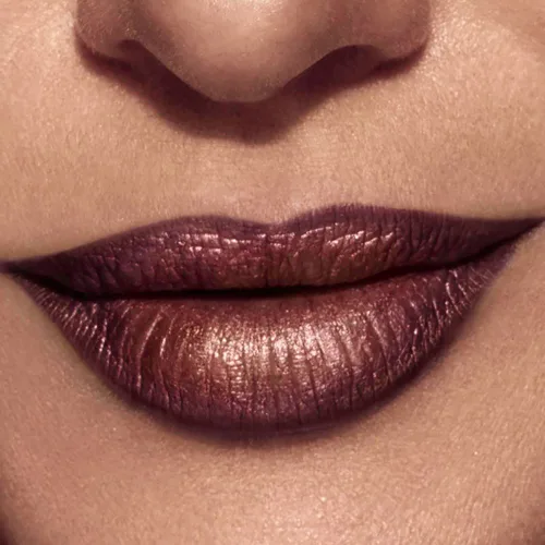 Vista 3 de Lápiz labial mate Maybelline New York, color mate metálico sensacional. Bronce fundido