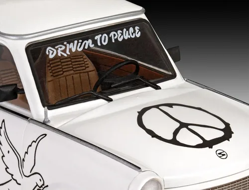 Vista 5 de Revell 07713 Trabant 601S "Builder's Choice 1:24 Escala sin construir/sin pintar Kit de modelo de plástico