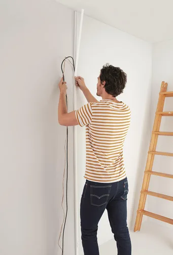 Vista 6 de Easylife - Kit de cubierta de cable marrón de 10 pies para colgar en la pared para cable adhesivo para pared, corrector de cables adhesivo