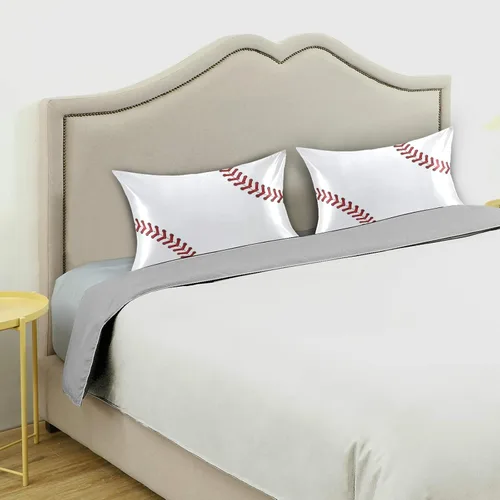 Vista 3 de Fundas de almohada Blueangle con diseño de rayas de béisbol – Fundas de almohada suaves y transpirables – Lavables a máquina – Fundas de almohada