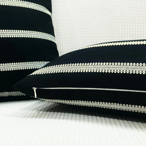 Vista 4 de Slow Cow Funda de almohada rectangular decorativa con textura lumbar para sofá, 12 x 20 pulgadas, color negro mezclado con blanco roto B-raya negra