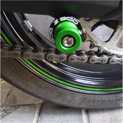 Vista 4 de Tornillos de soporte deslizante para carretes de basculante CNC de motocicleta de 0.315 in para Kawasaki Z900 Z 900 Z650 Z 650 2017-2022 2021 2020