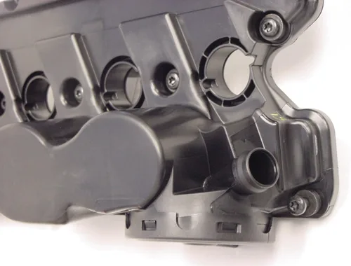 Vista 4 de Volkswagen 07K-103-469-L tapa de válvulas para 5 cilindros de 2.5 l con tornillos y junta