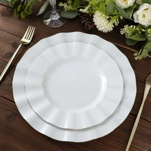 Vista 27 de Efavormart 10 Pack Platos redondos de plástico negro de 6" para postre y ensalada, platos desechables para aperitivos con borde ondulado dorado