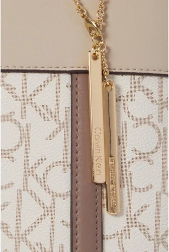 Vista 4 de Calvin Klein Bolso Gillian