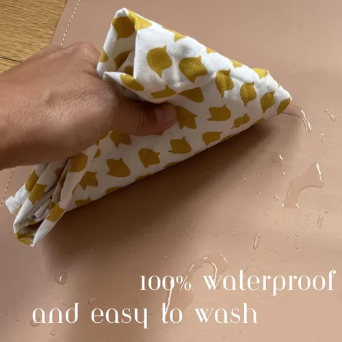 Vista 5 de UNIKLOOK Cambiador portátil de cuero - Cuero vegano - Cambiador de bebé de viaje - Estación de cambio de pañales portátil multiusos impermeable 14 x