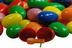 Vista 2 de Huevos de Pascua rellenos de juguete a granel (1000) - (1 artículo) juguetes, pegatinas y tatuajes rellenos (1000 piezas)