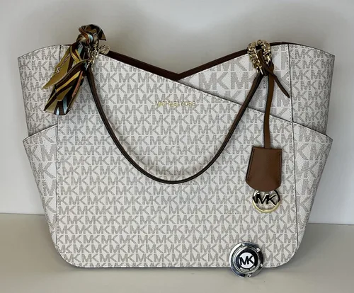 Vista 2 de Michael Kors Jet Set - Gancho para bolso de viaje con cadena grande