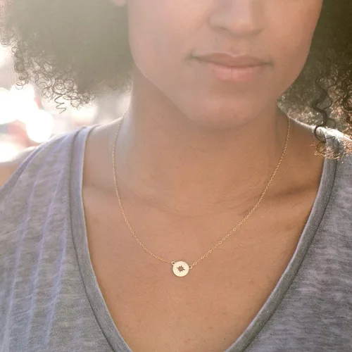 Vista 3 de Dear Ava Collar de regalo para mujeres y niñas, colgante de joyería moderna ajustable, idea de regalo de amor para ella con tarjeta sincera, regalos