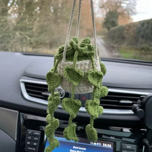 Vista 3 de Surakey Linda planta colgante de ganchillo para automóvil, planta de punto, colgador de espejo de coche, espejo retrovisor interior del automóvil
