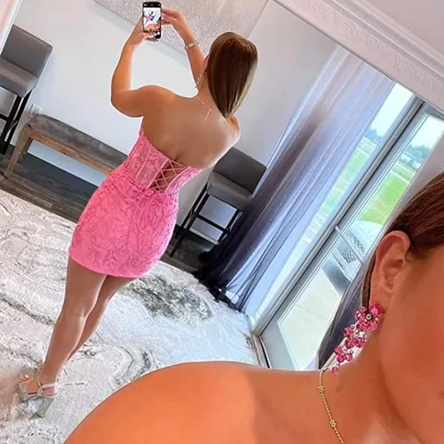 Vista 2 de Noras dress Vestidos de regreso a casa ajustados sin tirantes para adolescentes vestidos cortos de encaje 2023 vestido de cóctel para graduación