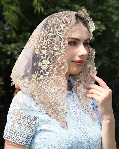 Vista 4 de Velo de capilla triangular pequeño velos de mantilla de encaje de inspiración vintage para iglesia Latina Mass Católica Bufanda para la cabeza
