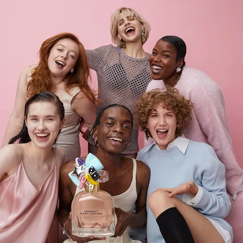 Vista 4 de Marc Jacobs Perfect Eau de Parfum – Floral Women's Perfume – With Notes of Rhubarb, Daffodil