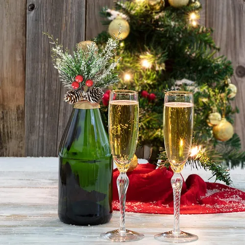 Vista 4 de 12 servilleteros de Navidad, servilleteros de pino nevado con bayas rojas, hebilla de servilleta de bayas para Navidad, boda, cena, mesa, reunión